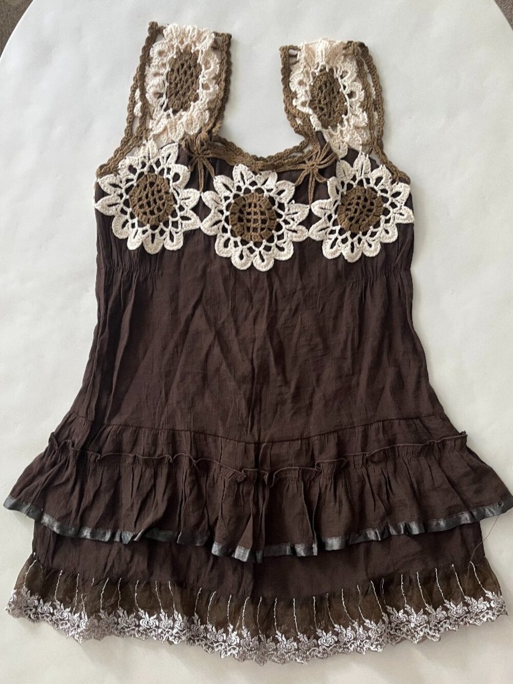 Brown Cottagecore Crochet Lace Trim 90s Vintage Brown Tiered Ruffle Tank Top M